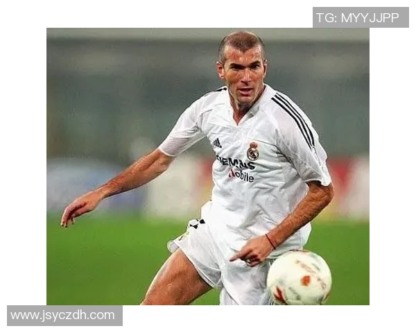 模仿足球明星的防守技巧提升你的球场表现与战术意识